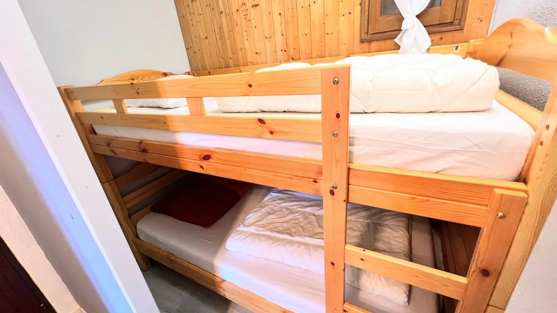 Bel appartement 6 couchages au plan d'eau d'Embrun France